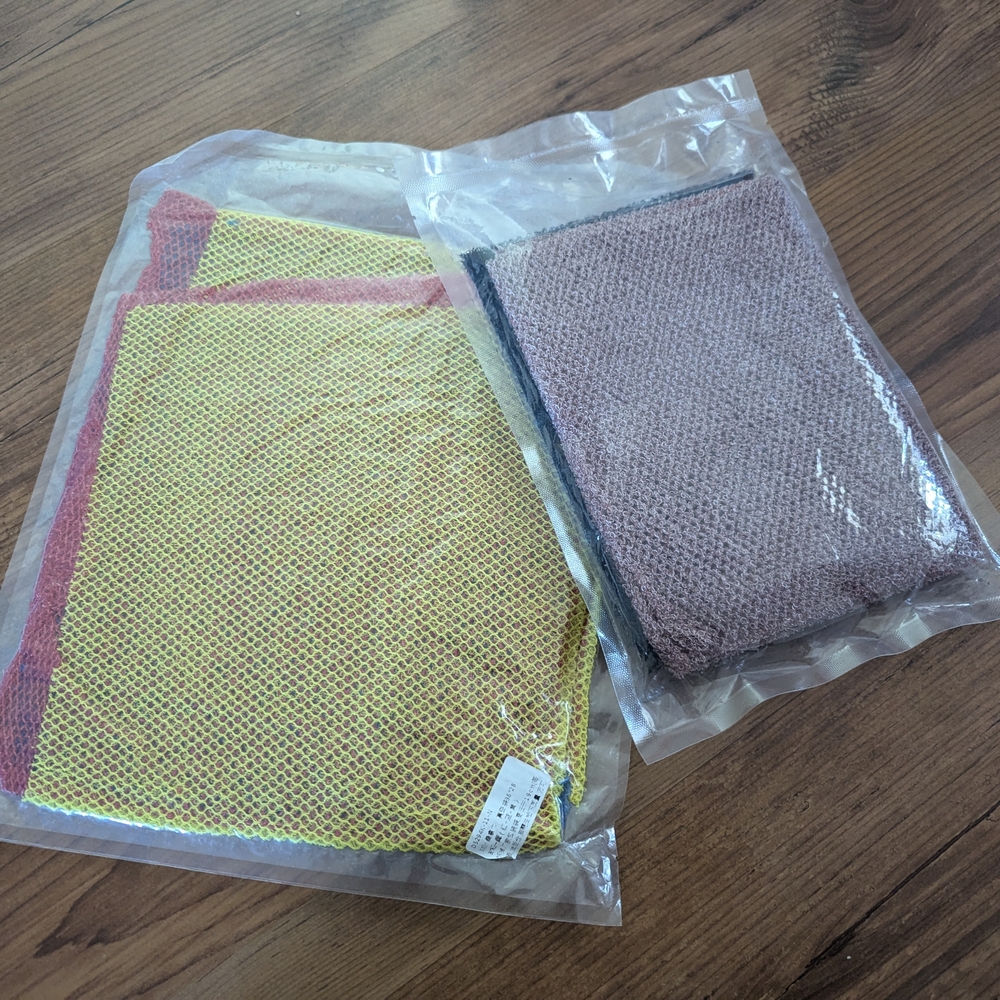 Brand New 5 Pcs XL And LARGE size Double Sided Exfoliating Scrub Towel